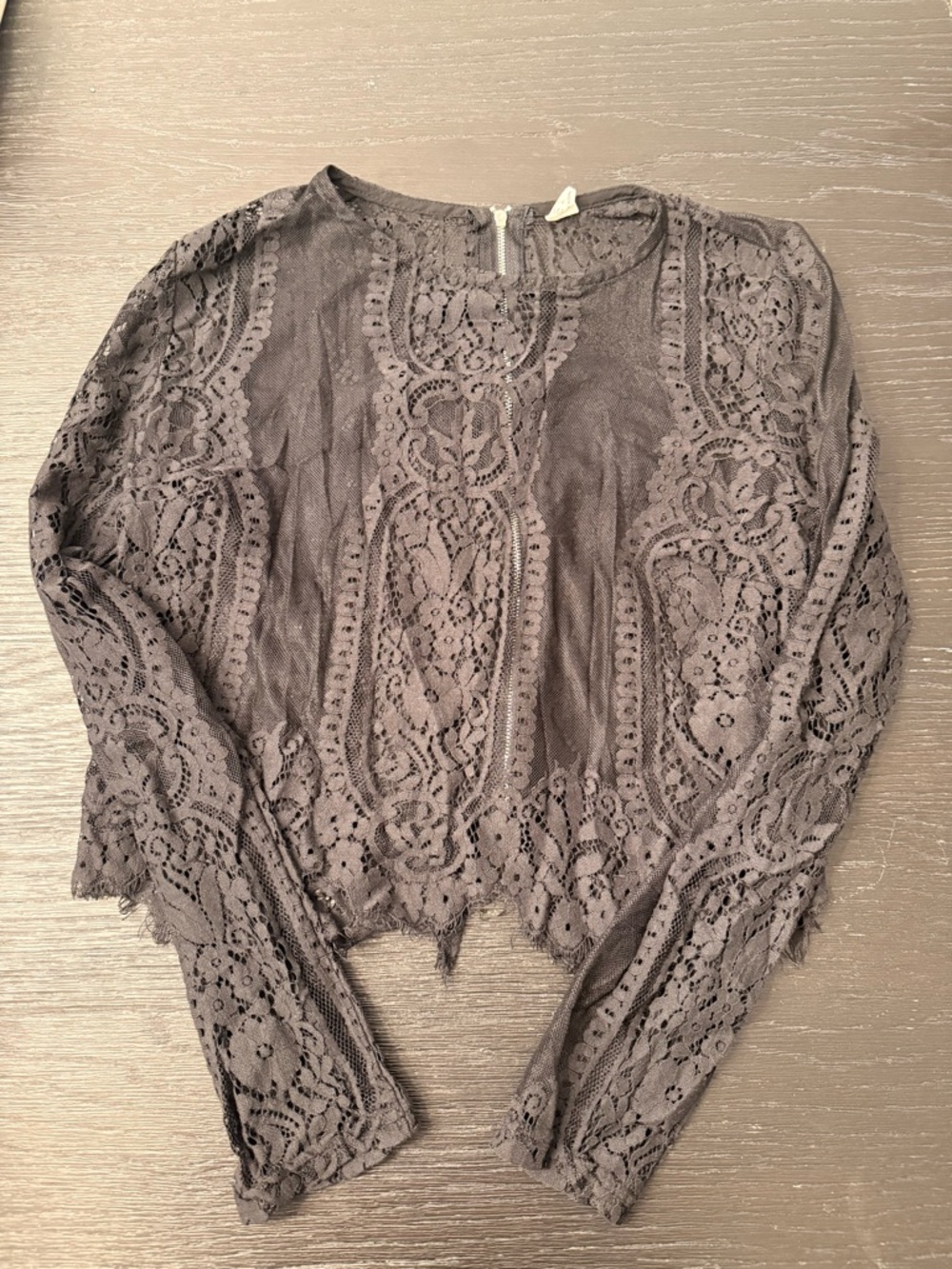 Black Lace Long-Sleeve Crop Top